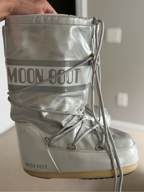 Moon Boot Silver Metallic Lace-Up Winter Boot